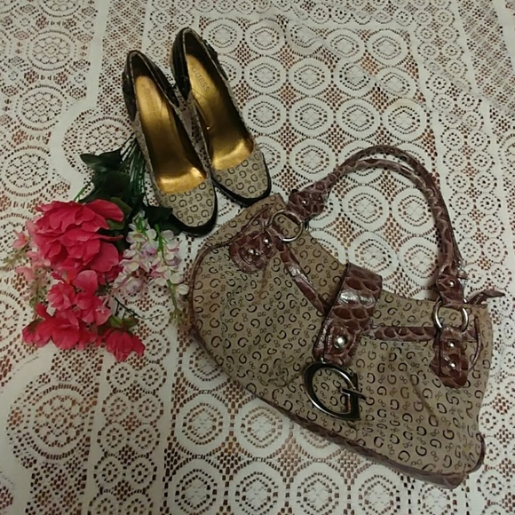Guess Handbags - Guess pocketbook only shoes separate listing